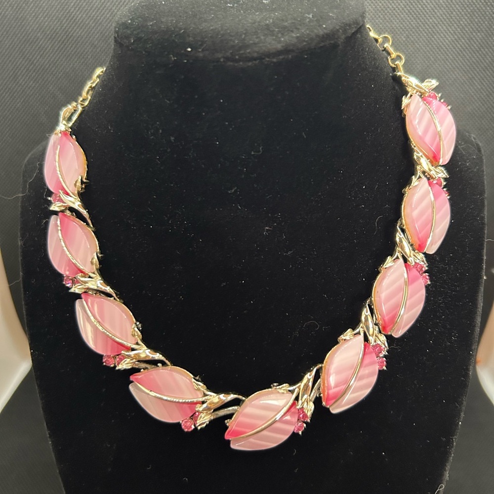 Vintage Beautiful Pink Coro Thermoset and Crystal Necklace
